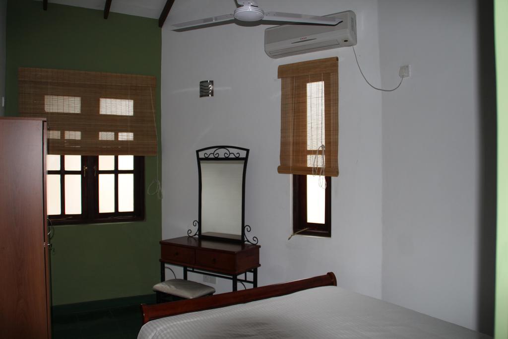 Self Cate Luxury Apartments Tennekumbura Room photo